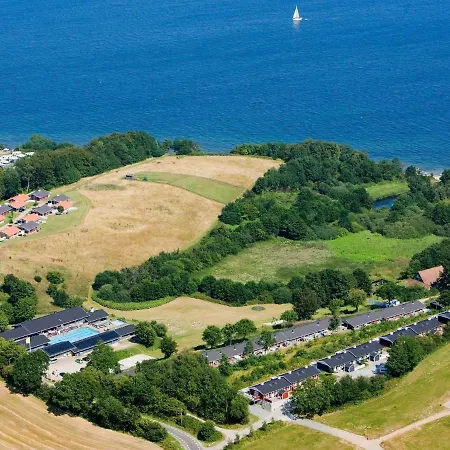 7 Person In Dom wakacyjny