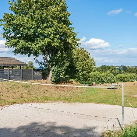 7 Person In * Aabenraa